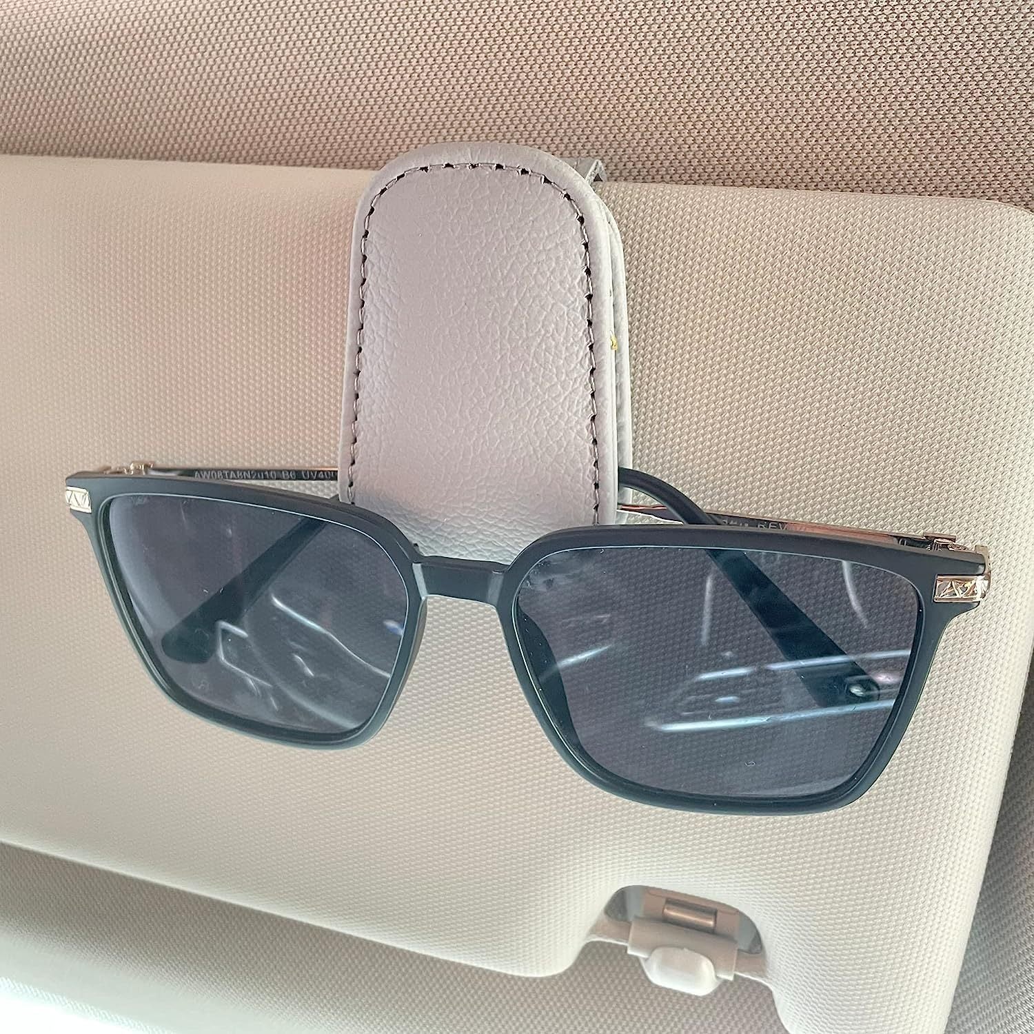 Car Visor Fashion Glasses Holders - Magnetic PU Leather Fashion Glasses Holder and Ticket Card Clip - Car Visor Accessories