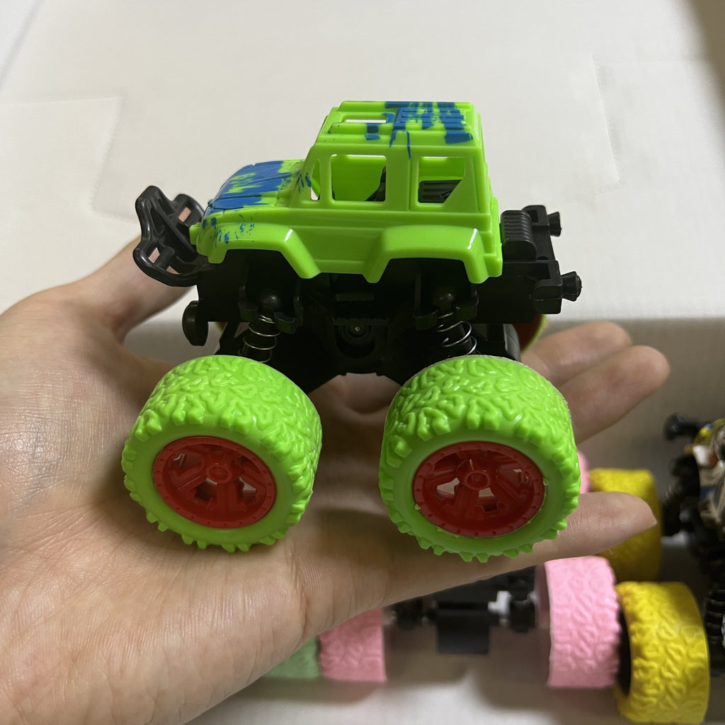 1pc Four-wheel Drive Two-way Inertial Off-road Stunt Car Can Rotate With 360° Stunt As Halloween Gift